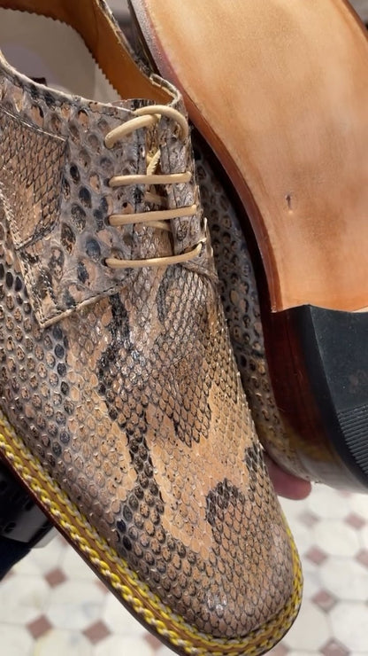 Unique Snakeskin Pattern Men's Shoes