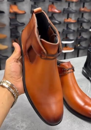 Fashionable & Unique Design Men's Boots