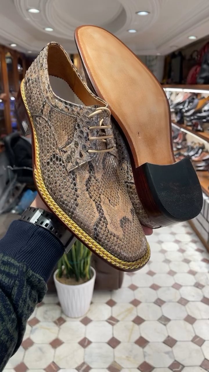 Unique Snakeskin Pattern Men's Shoes